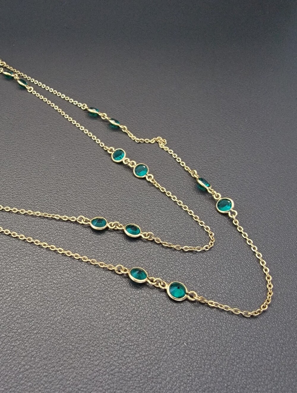 J.Crew Double Layer Gold Tone Emerald Green Crystal Station Necklace Adjustable